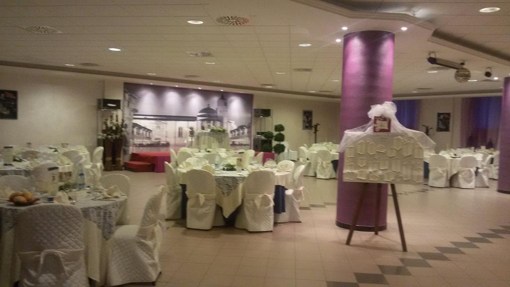 Hotel Miami Civitella Del Tronto Zewnętrze zdjęcie